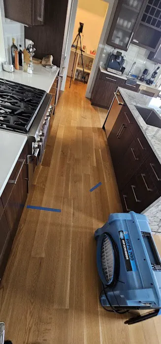 American Water Damage Restoration LLC Picture 10