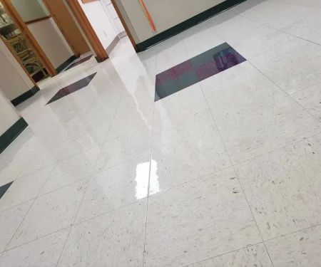 Big Red's Guaranteed Clean