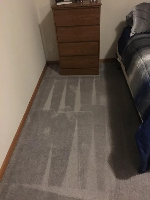 Big Red's Guaranteed Clean Picture 3