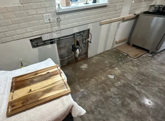 Pure Flow Water Damage & Restoration Picture 1