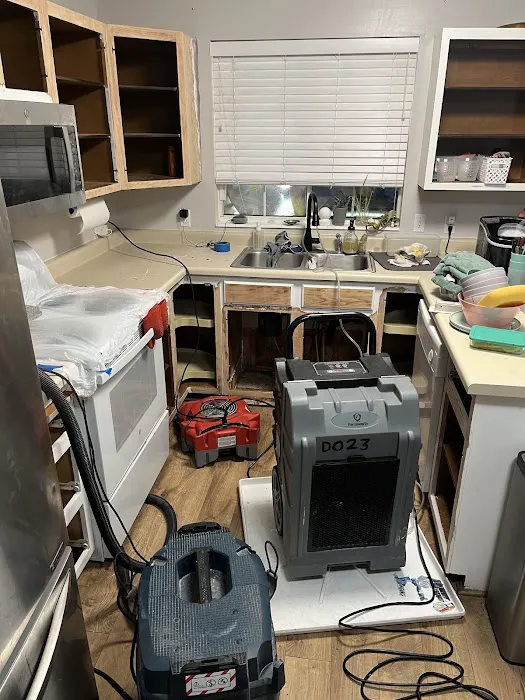 FIX Flood & Water Damage Pros Picture 3