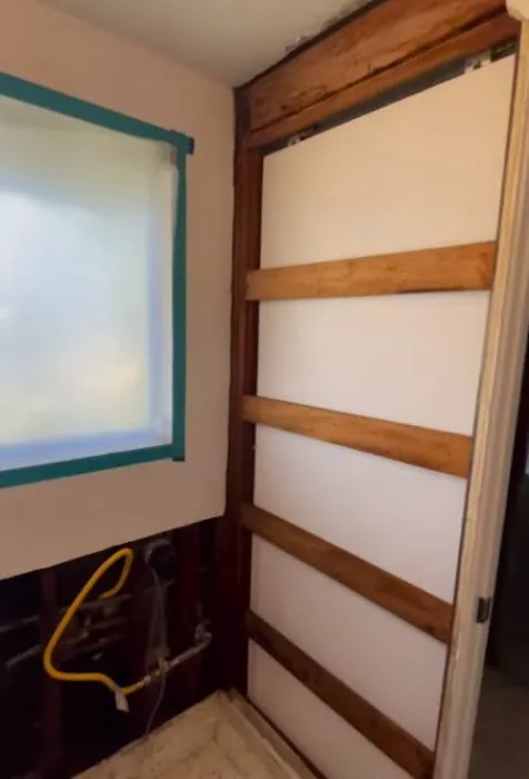 Ironbound Water Damage & Restoration Picture 2