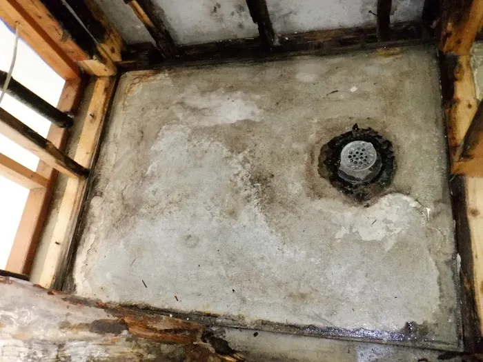 Floodsmen Disaster Cleanup Picture 5