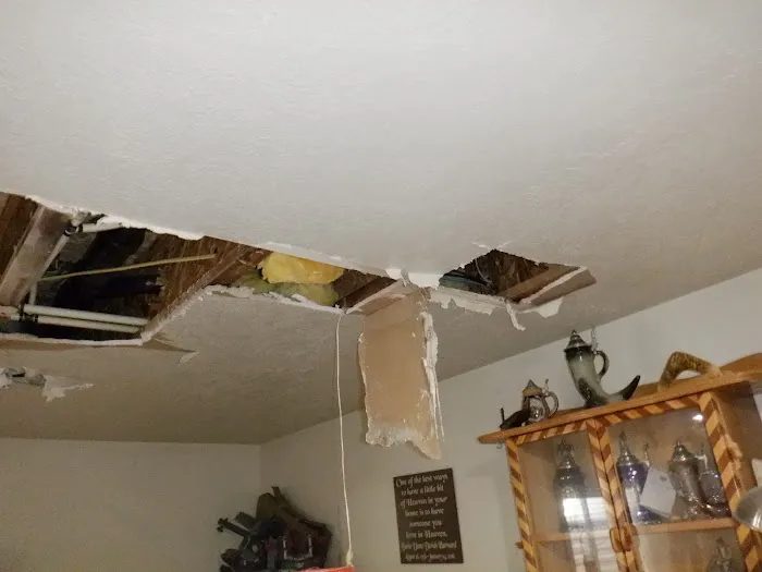 Floodsmen Disaster Cleanup Picture 6