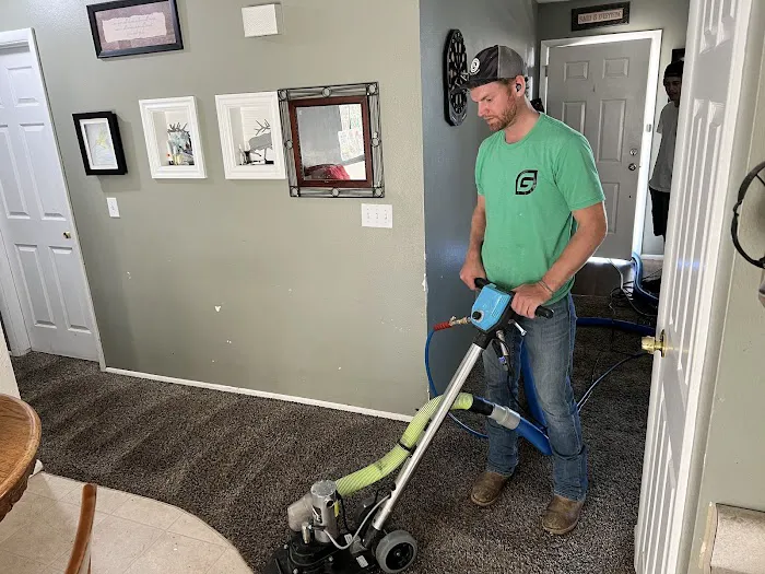 Green Machine Carpet Cleaning Picture 3