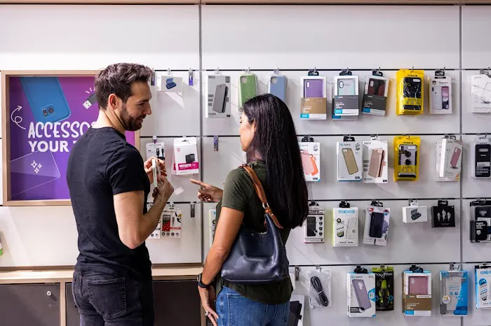 uBreakiFix - Phone and Computer Repair Picture 6