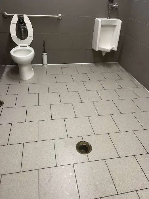 Strait Way Restoration Picture 10