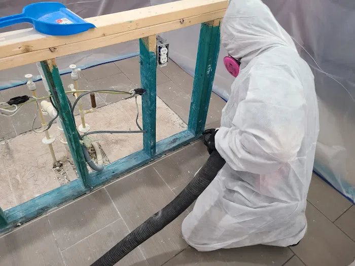 Premium Water Restoriation Picture 7