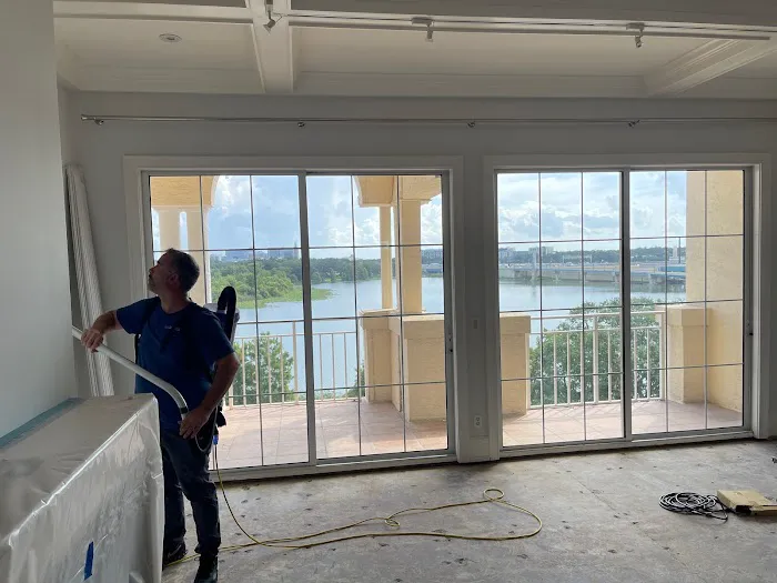 Lakeside LLC Picture 2