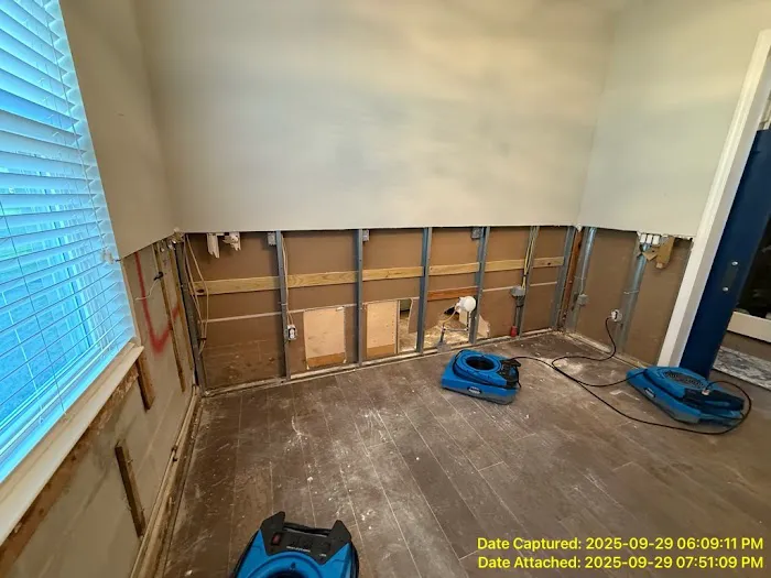 Voda Cleaning & Restoration of North Tampa Picture 6