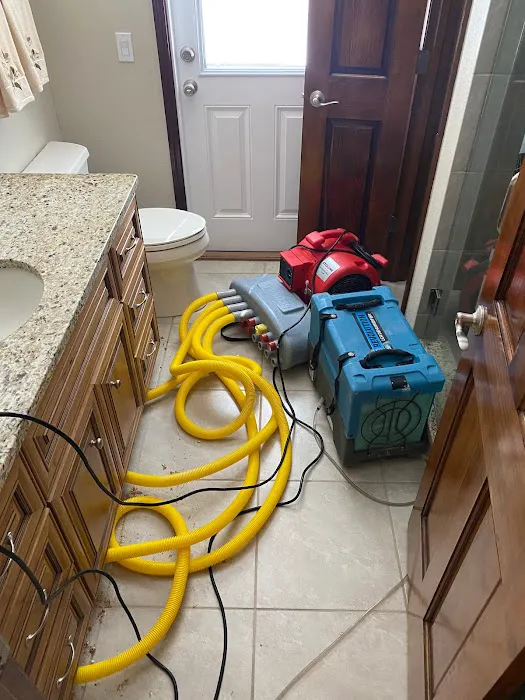 Urgent, LLC Picture 10