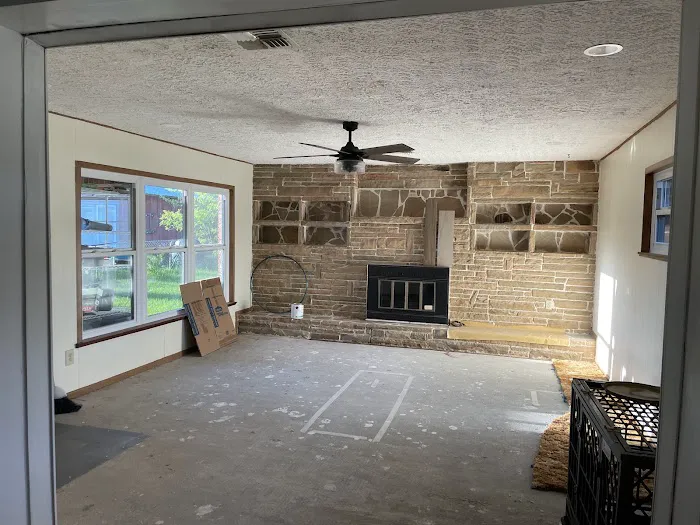 Pristine Remodeling and Painting Picture 3