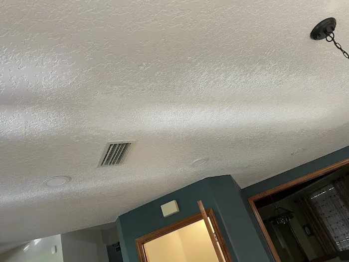 Hole In The Wall Drywall Repair of Polk County Picture 2