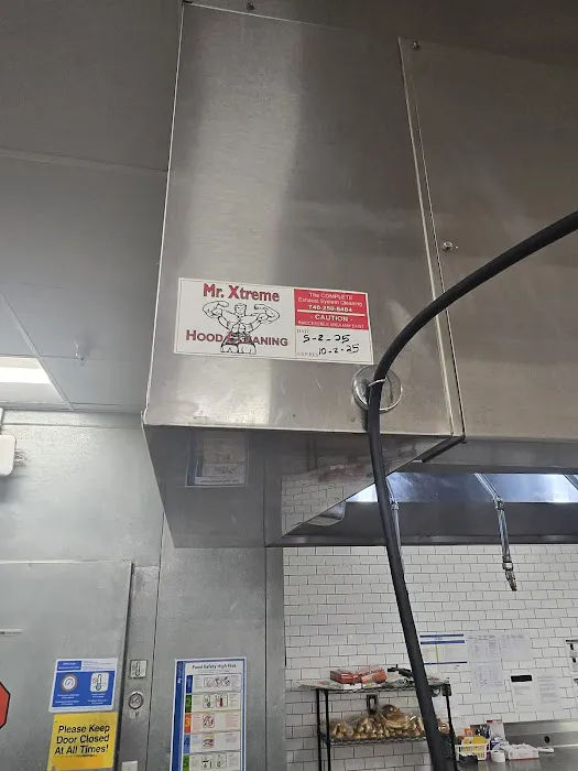 Mr. Xtreme Electric and Hood Cleaning Picture 9