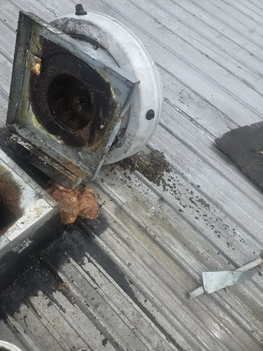 Mr. Xtreme Electric and Hood Cleaning Picture 8