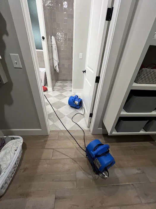 Edmond Water Damage Restoration Picture 4