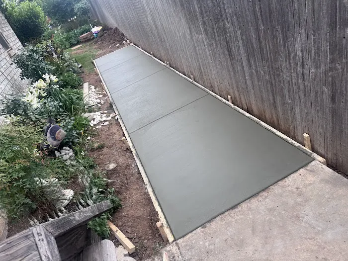 L.C. General Construction Picture 1