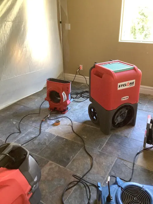 Water Damage And Restoration Services LLC Picture 8