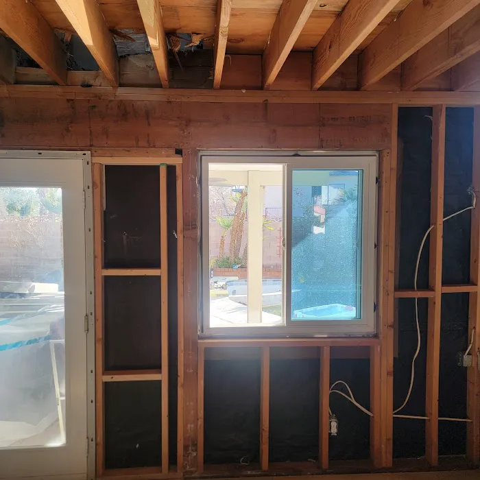 SOS Property Picture 3