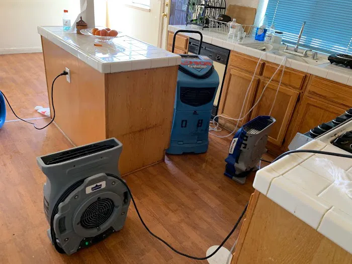 SOS Property Picture 9