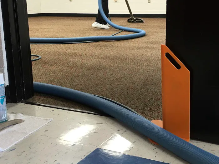 Mr. Power Clean Picture 1