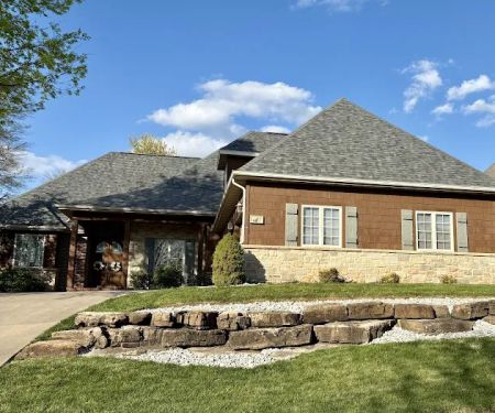 SRA Roofing & Gutters