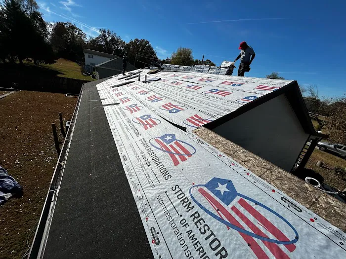 SRA Roofing & Gutters Picture 2