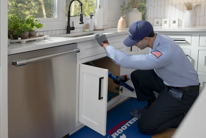 Roto-Rooter Plumbing and Water Cleanup Picture 8