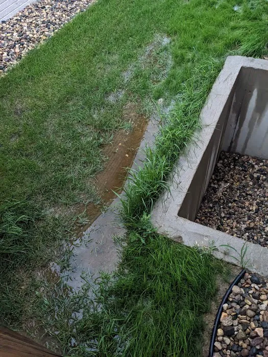 Crew Restoration & Construction Inc. Picture 2