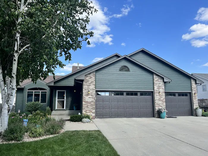 605 Painting Picture 2