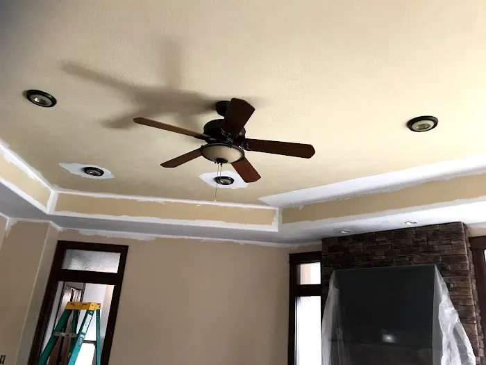 605 Painting Picture 3