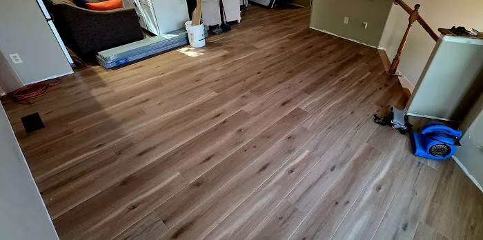 Transparent Flooring Install Design And Epoxy Picture 2