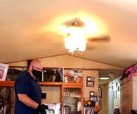 XTREME CARPET AND UPHOLSTERY CLEANING