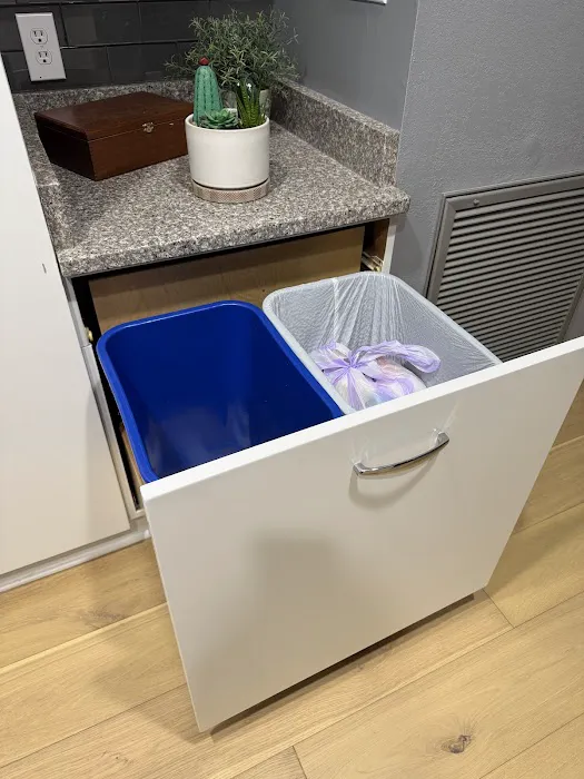 Madera Wood Works&Kitchen Cabinets Repainting Picture 7