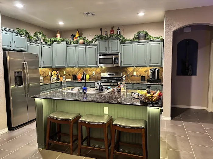 Madera Wood Works&Kitchen Cabinets Repainting Picture 4