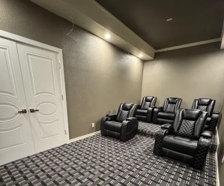 Moy Construction & Remodeling LLC