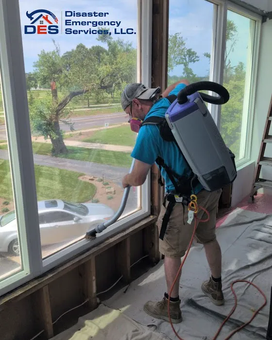 Disaster Emergency Services, LLC (Water Restoration) Picture 7