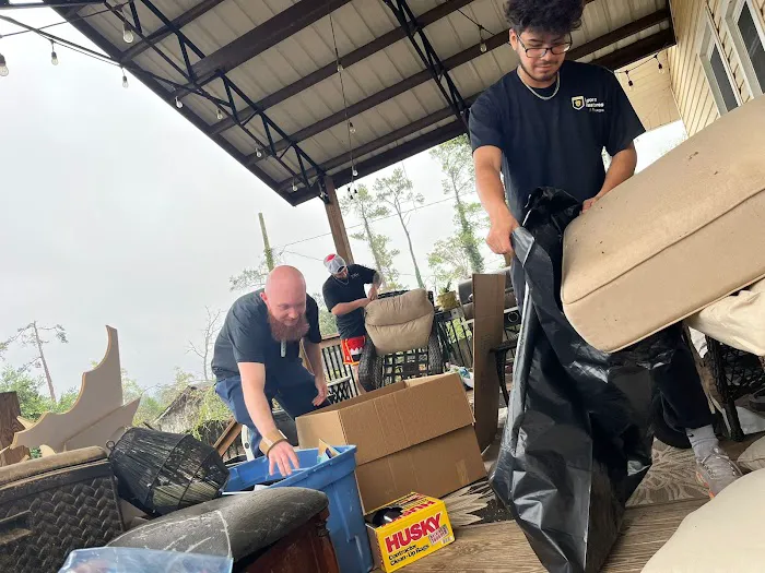 Lyons Restores by Arrow Picture 6