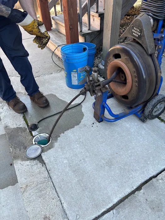 Roto-Rooter Plumbing & Water Cleanup Picture 4