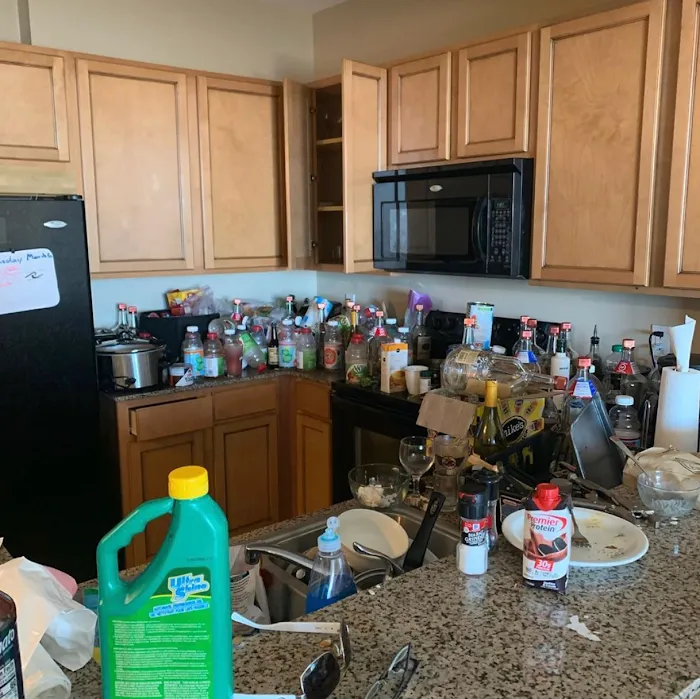 Econ Biohazard Services Picture 10