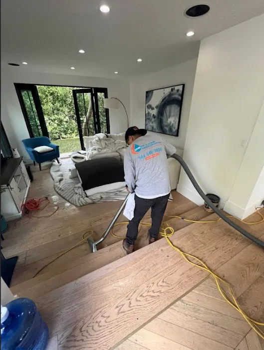 One of a Kind Restoration Picture 6