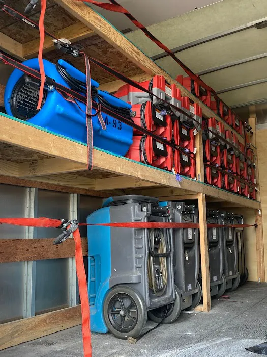 Commercial Company Picture 1