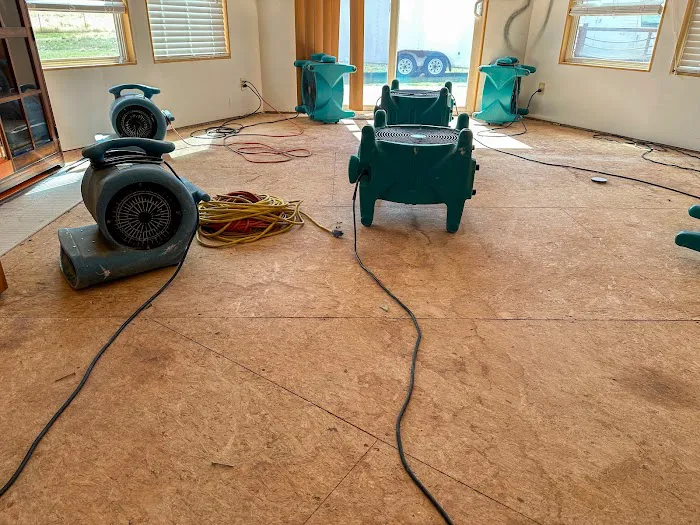 Water Damage Restoration Centennial Picture 1