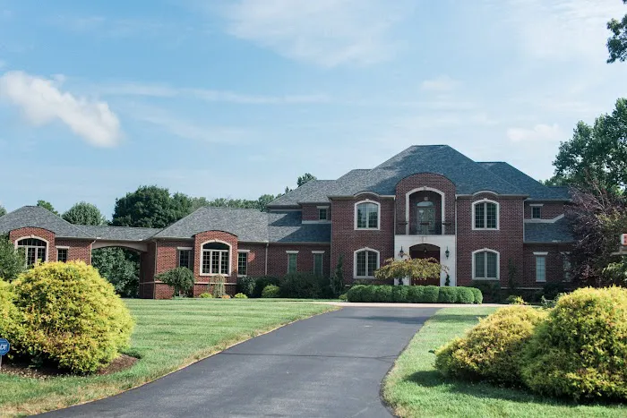 Rapid Roofing & Restoration Picture 5