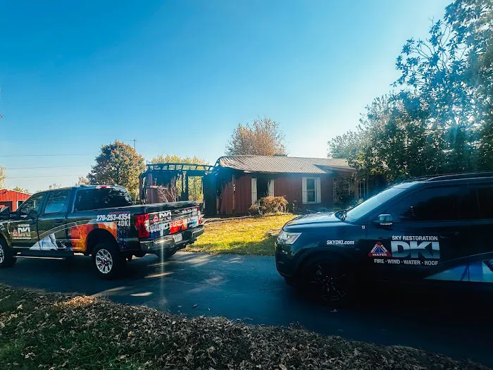 SKY DKI Restoration and Roofing Picture 4