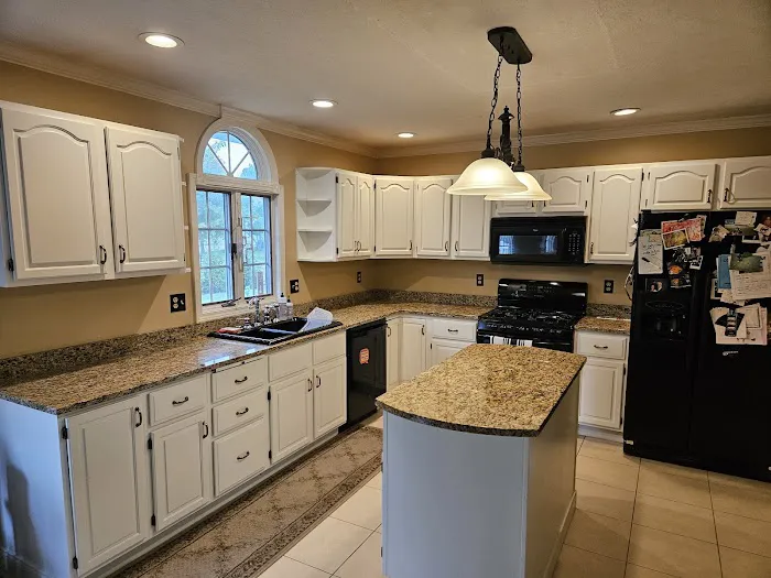 Central Illinois Painting & Decorating, LLC Picture 3