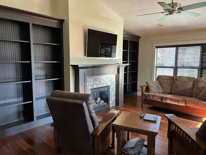 Central Illinois Painting & Decorating, LLC Picture 4