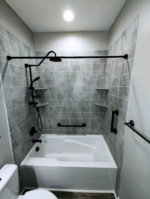 Bath Planet of Bowling Green Picture 4