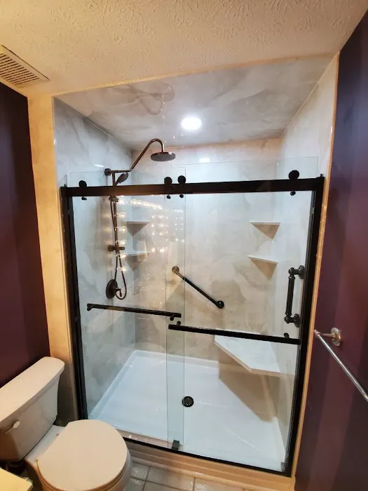 Bath Planet of Bowling Green Picture 5