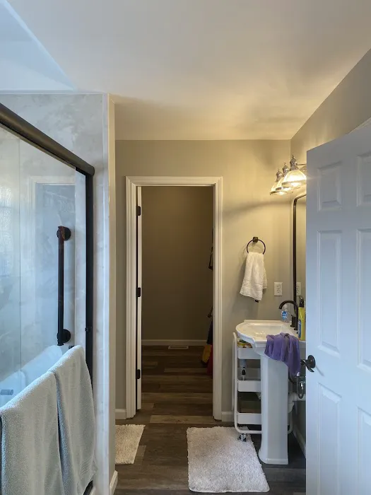 Bath Planet of Bowling Green Picture 9